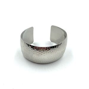 NWOT Silvertone Hammered Bracelet